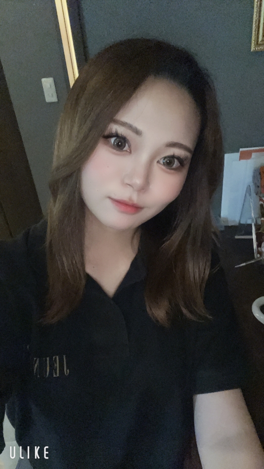 出勤中だよー😽