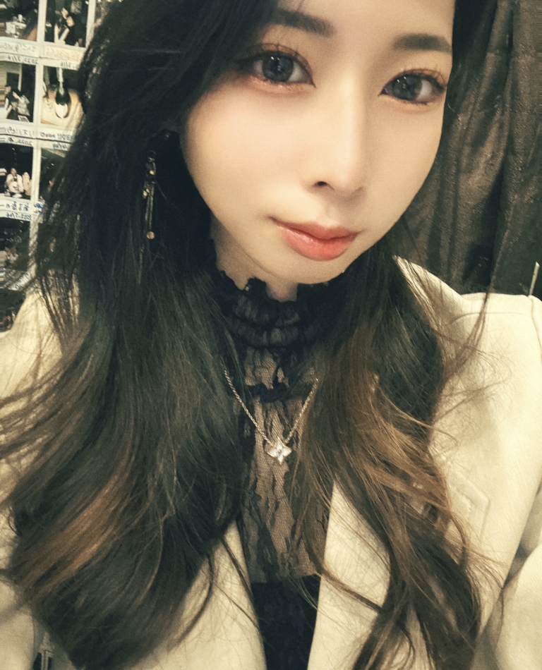 今日は4人出勤です☻$B!*(B