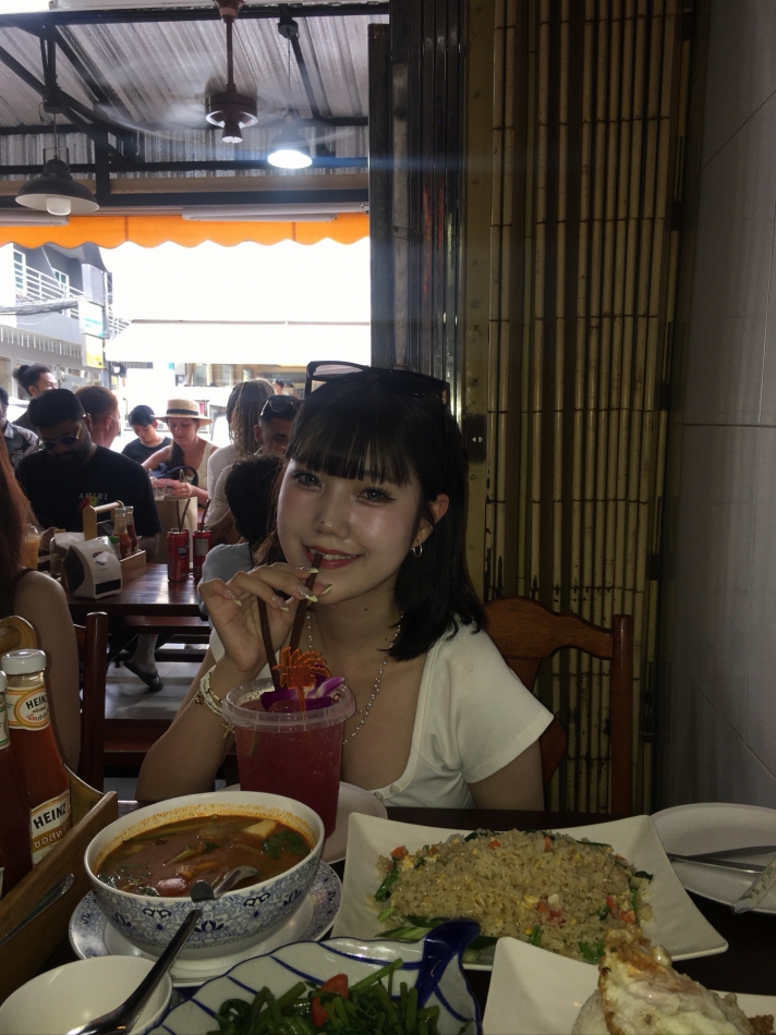 一条 葵