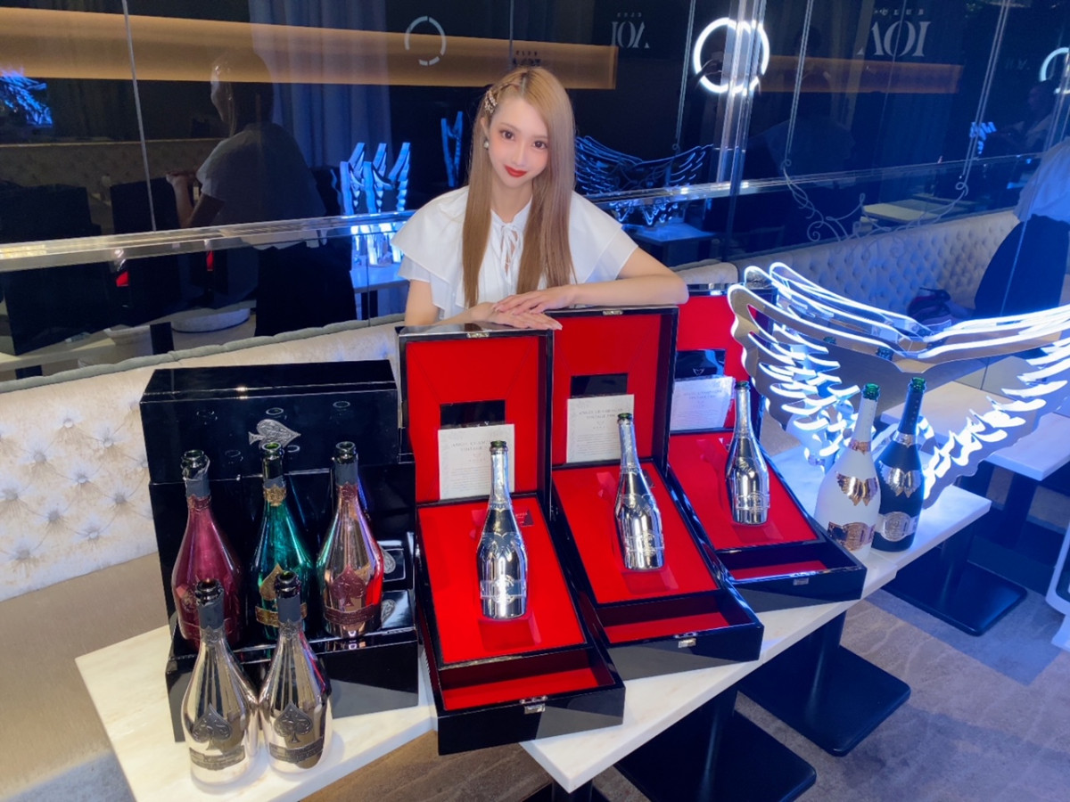 CLUB AOI日記761202