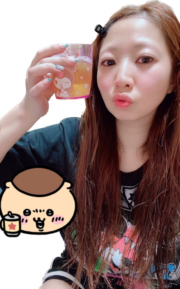 こんな顔載せるなッ