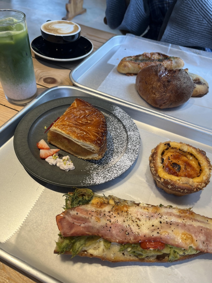 一条 葵