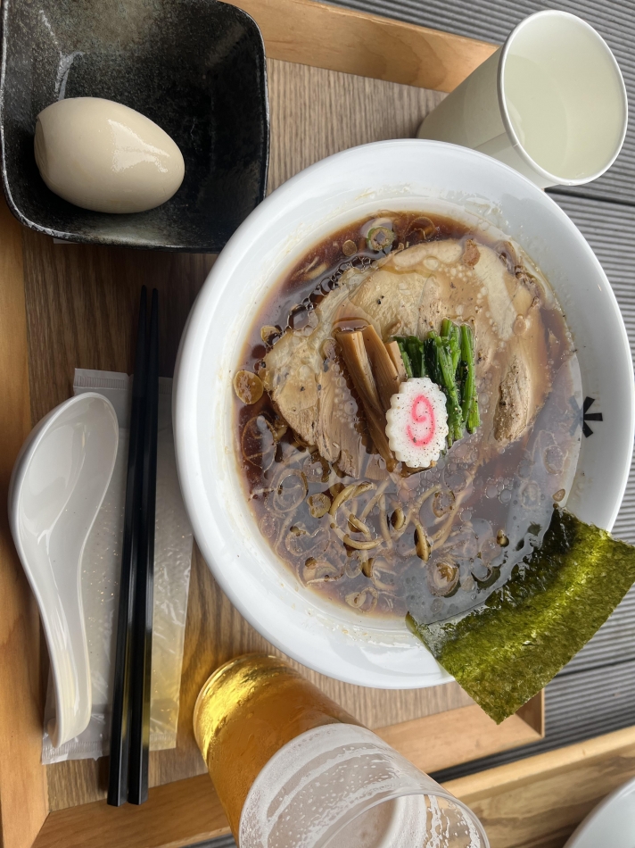 一条 葵