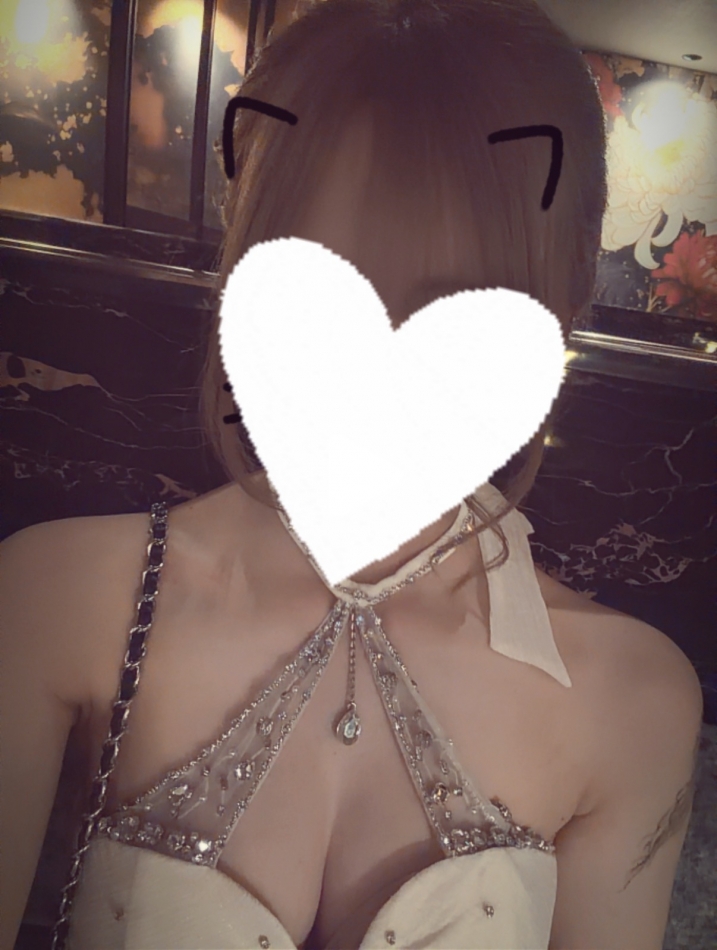 ゆりな