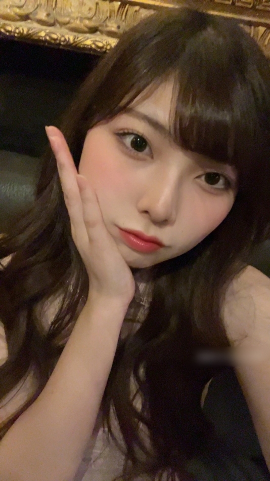 髪の毛の調子がいいから自撮り🤳✨