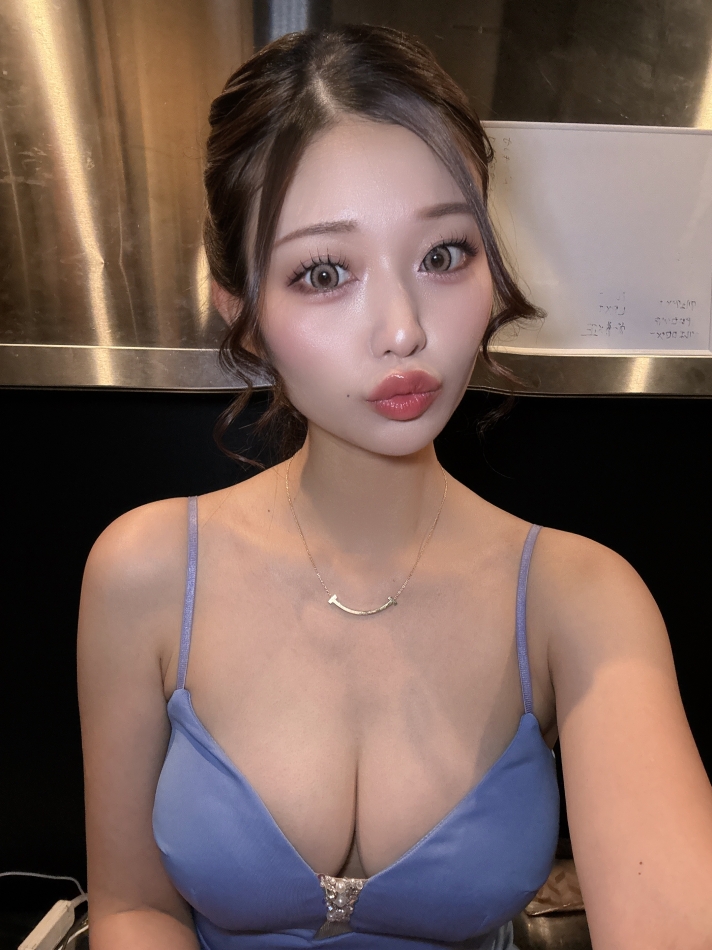 一条 葵