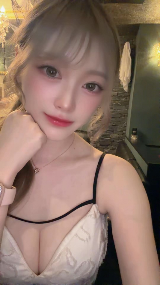 一条 葵