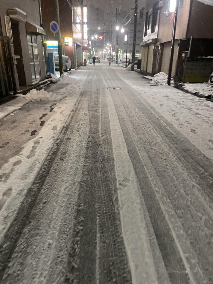 雪すごいい😢