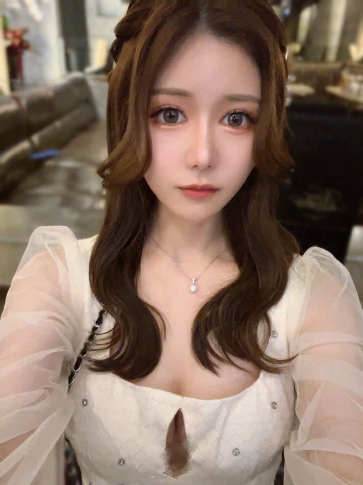 一条 葵
