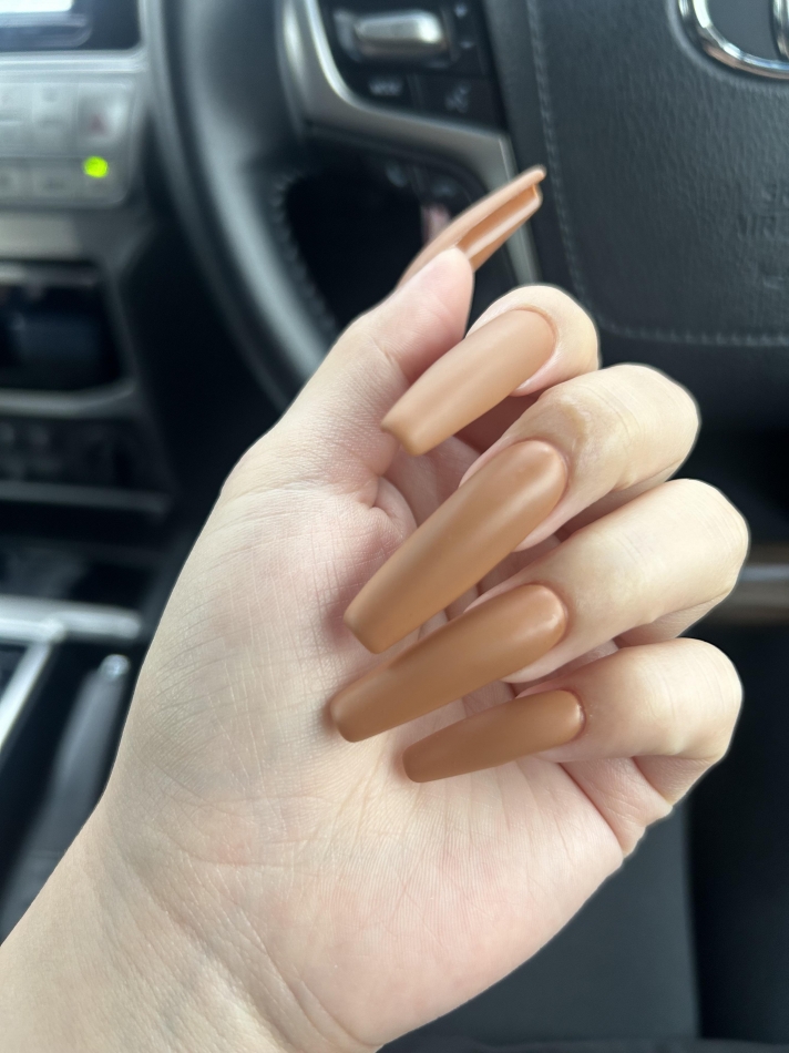 やっぱ左も💅笑