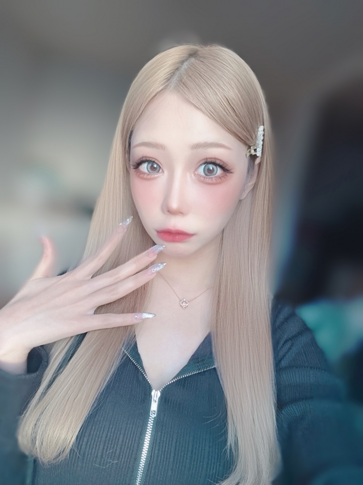 どっちが好き😗🩷❓