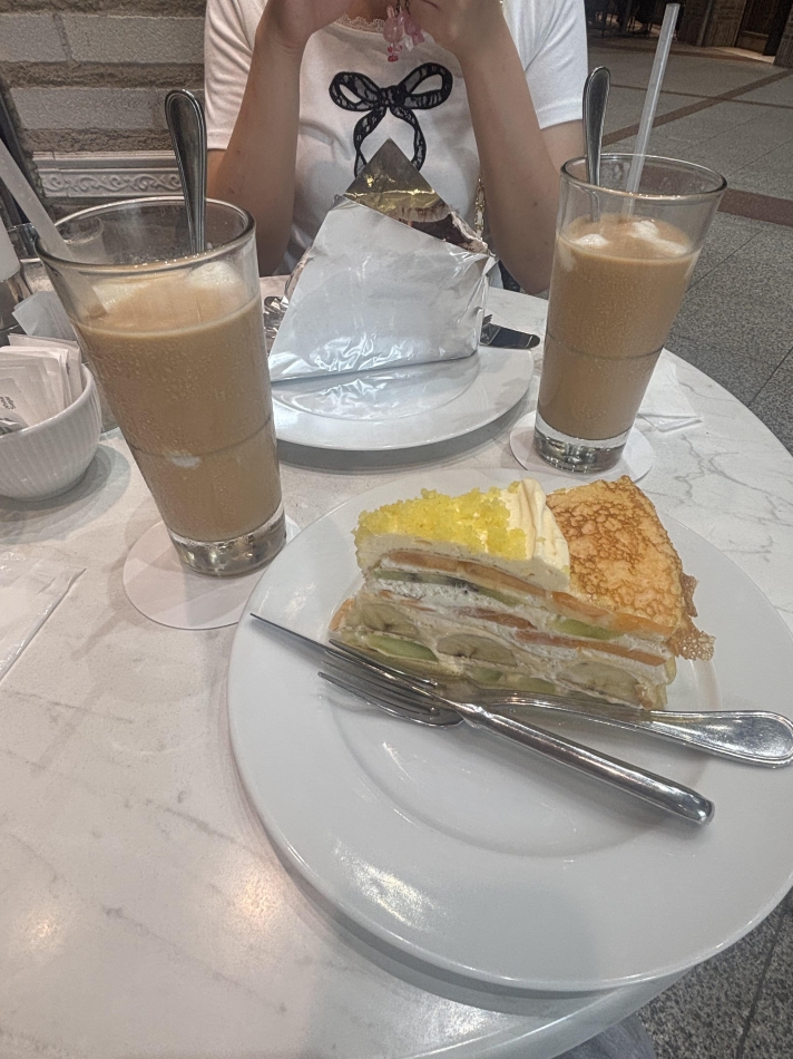 HARBS🍰🫖
