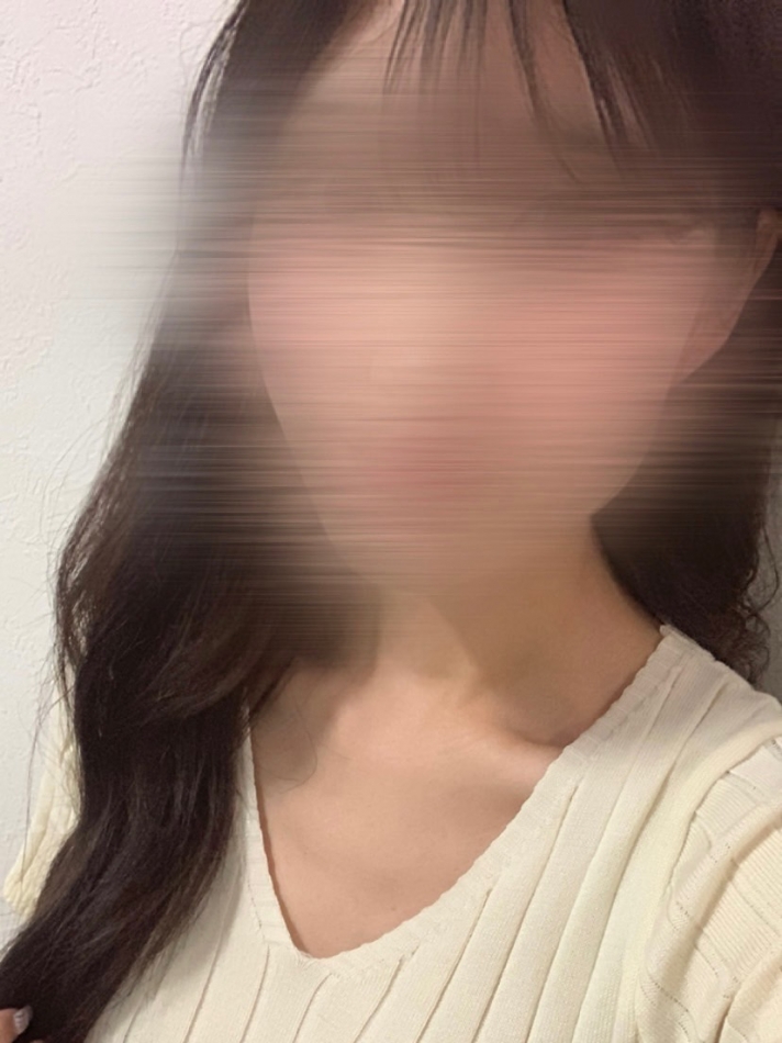 はじめましてすずです✩.*˚