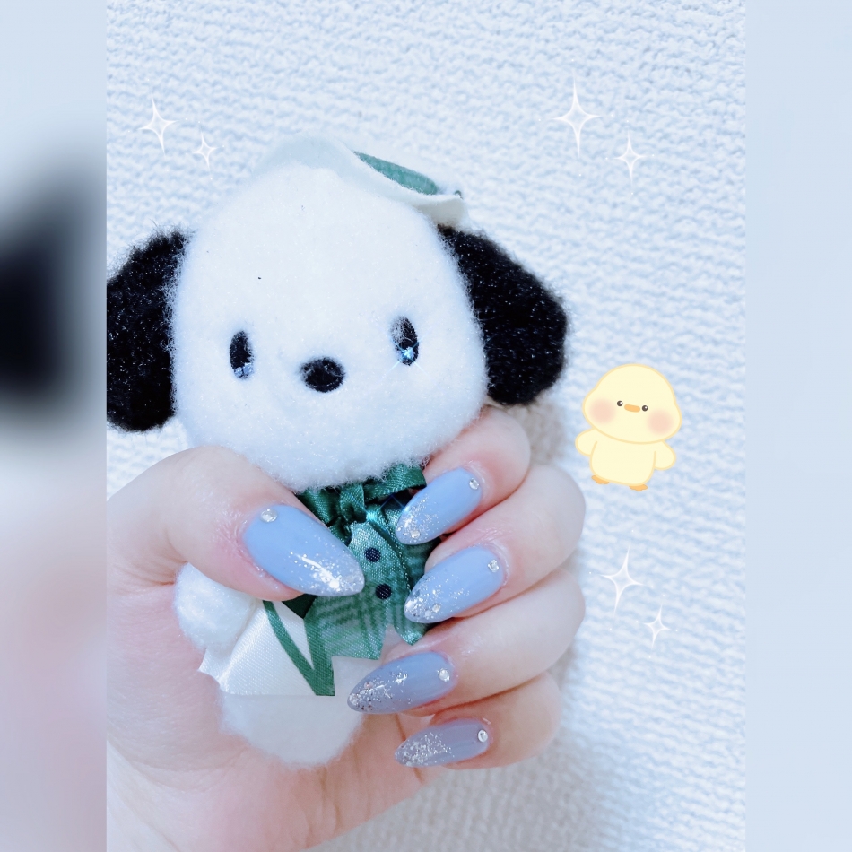 ネイル変えてうきうきです(*´?`*)