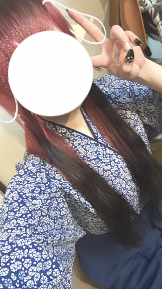 ぬくもり屋の制服可愛い😍