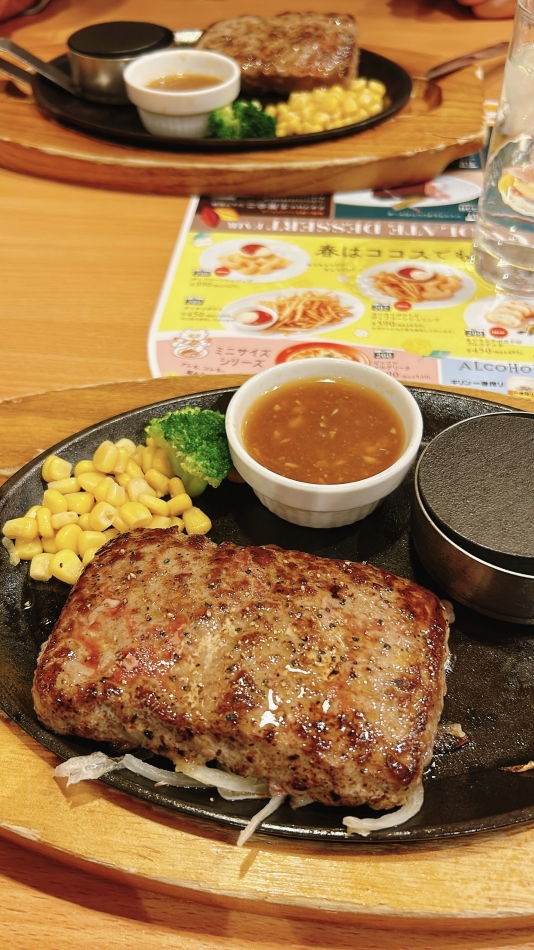 人生初ココス🍴💛