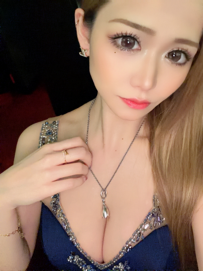 一条 葵