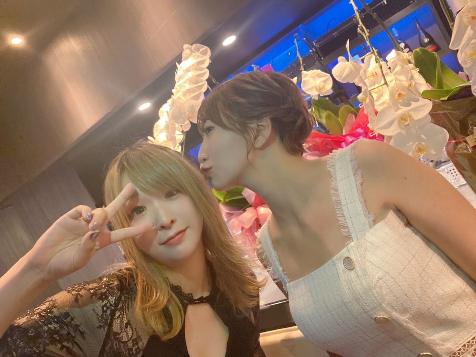 スタッフみんな仲良しです🥰