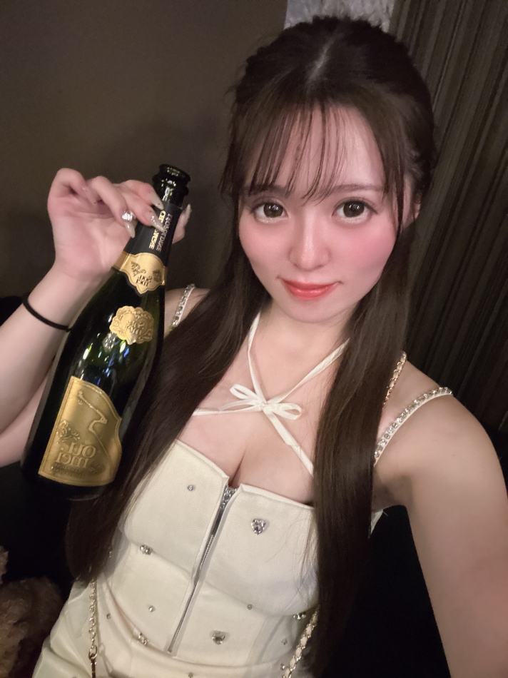 シャンシャン🥂🍾