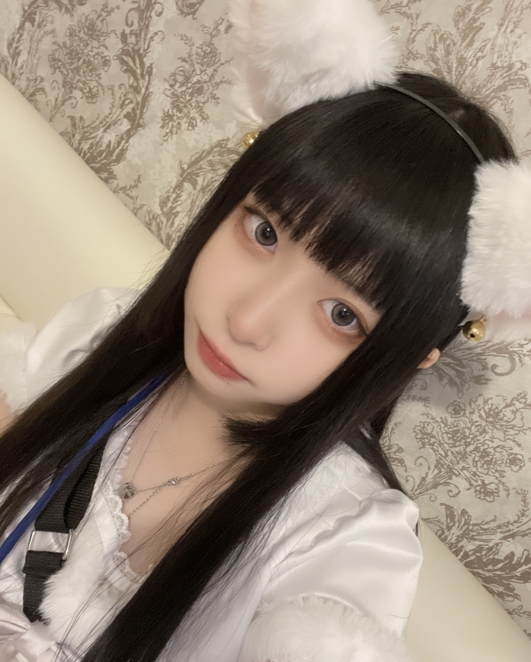 上目遣いは嫌いですか...？