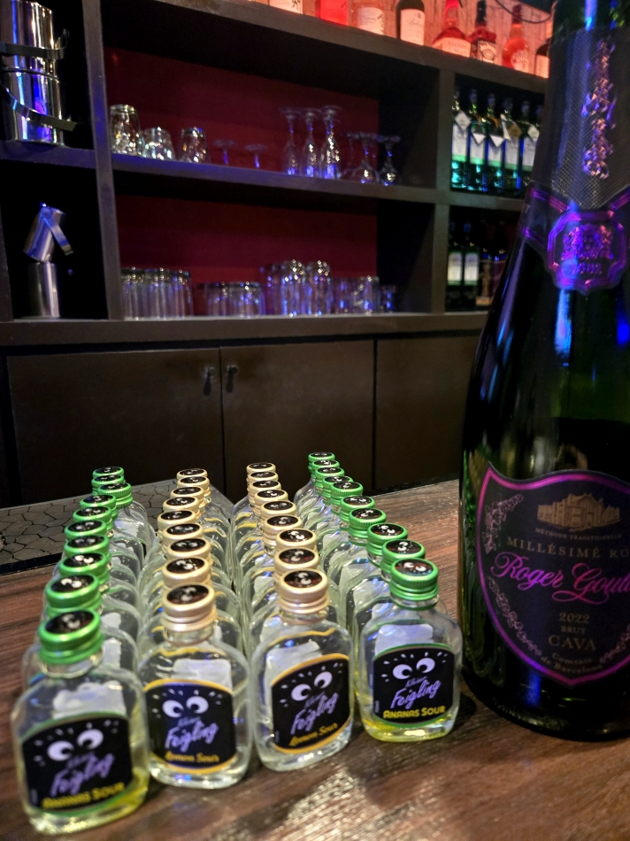 あららのらー　?　? ( Д 　)