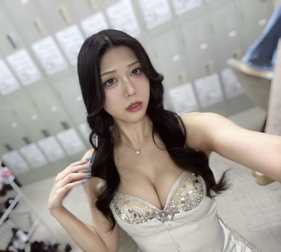 一条 葵