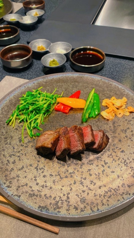 一条 葵