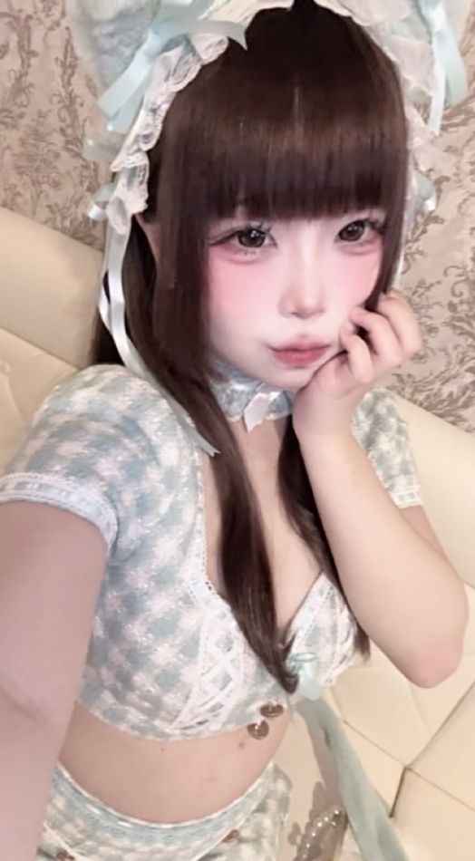 るあ