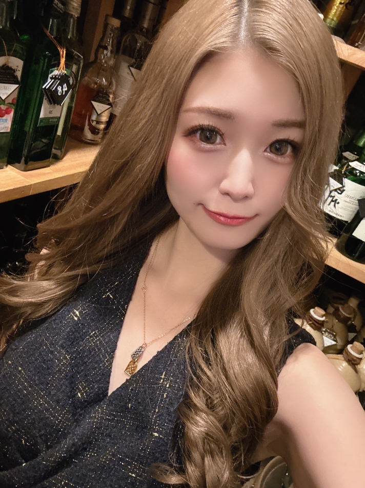 最近自撮りし無さすぎてあげれるのない笑