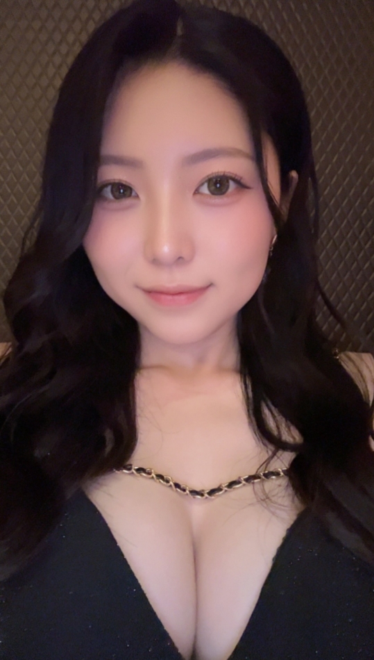 一条 葵