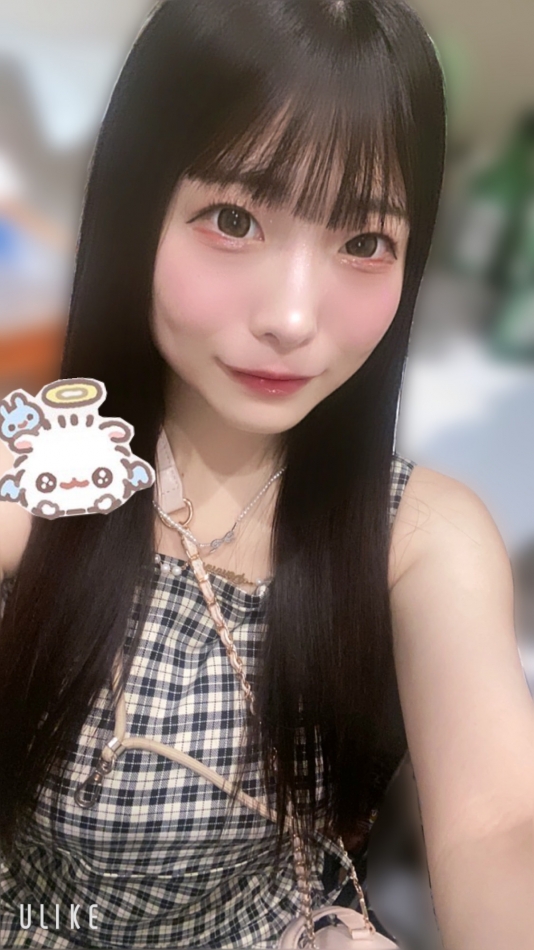 (⸝⸝ ◜~◝ ⸝⸝)