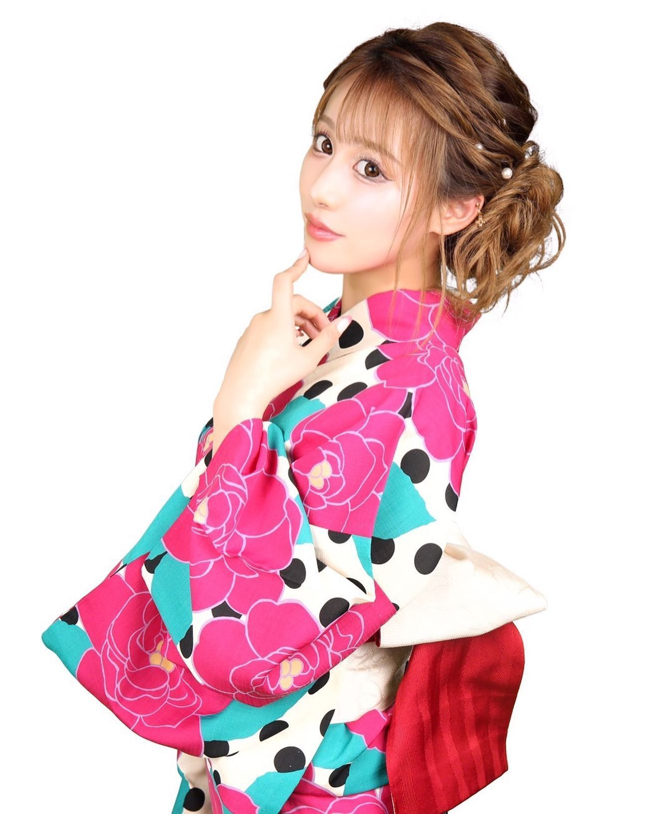 💙🤍❤️

出勤しました🦄💜

5月締め日🫣🫣🫣
最近昼間から動いてたから身体元気💪🏿( ¨̮💪🏿)

#ザニューヨーク#エリアG#キャバクラ#ニュークラブ#仙台キャバクラ#キャバ嬢#ホステス#水商売#仙台#国分町#歌舞伎町#六本木#銀座#すすきの#錦#北新地#ミナミ#中洲#ポケパラ#ポケパラ東北#ヘアメ#ヘアメイク#キャバドレス#浴衣#浴衣女子
#hairmake#dress#yukata#yukatagirl
#TheNewYork