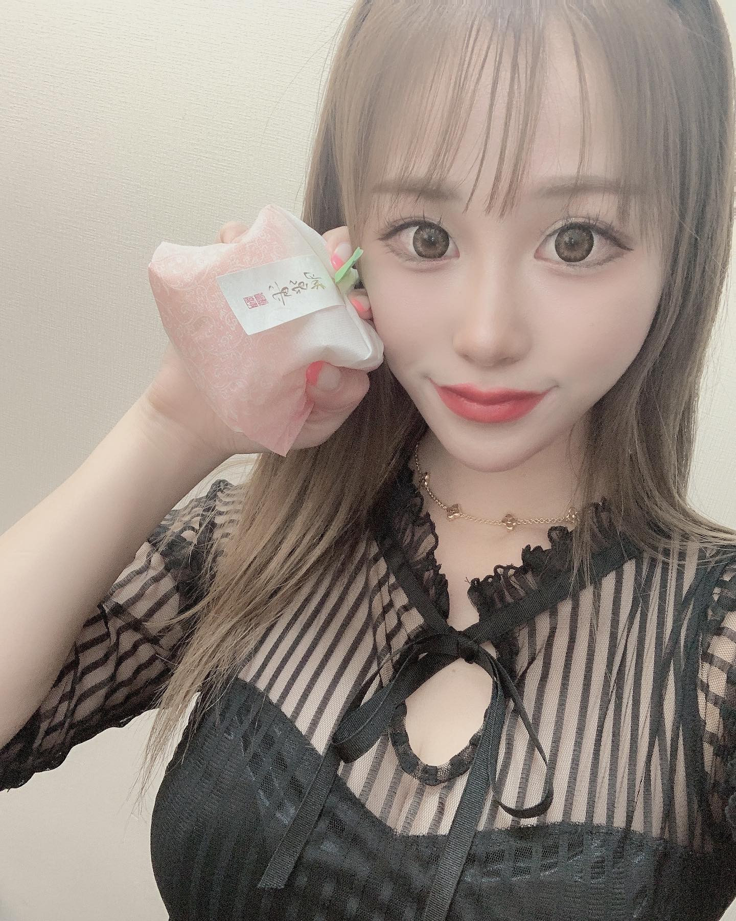 ❤️❤️❤️

みずほちゃんから貰ったお高いゼリー🍑❤️まだ食べてない

出勤しましたん🦄🦄🦄

#ザニューヨーク#エリアG#キャバクラ#ニュークラブ#仙台キャバクラ#キャバ嬢#ホステス#水商売#仙台#国分町#歌舞伎町#六本木#銀座#すすきの#錦#北新地#ミナミ#中洲#ポケパラ#ポケパラ東北#ヘアメ#ヘアメイク#キャバドレス#シャンパン
#hairmake#dress#TheNewYork#areag