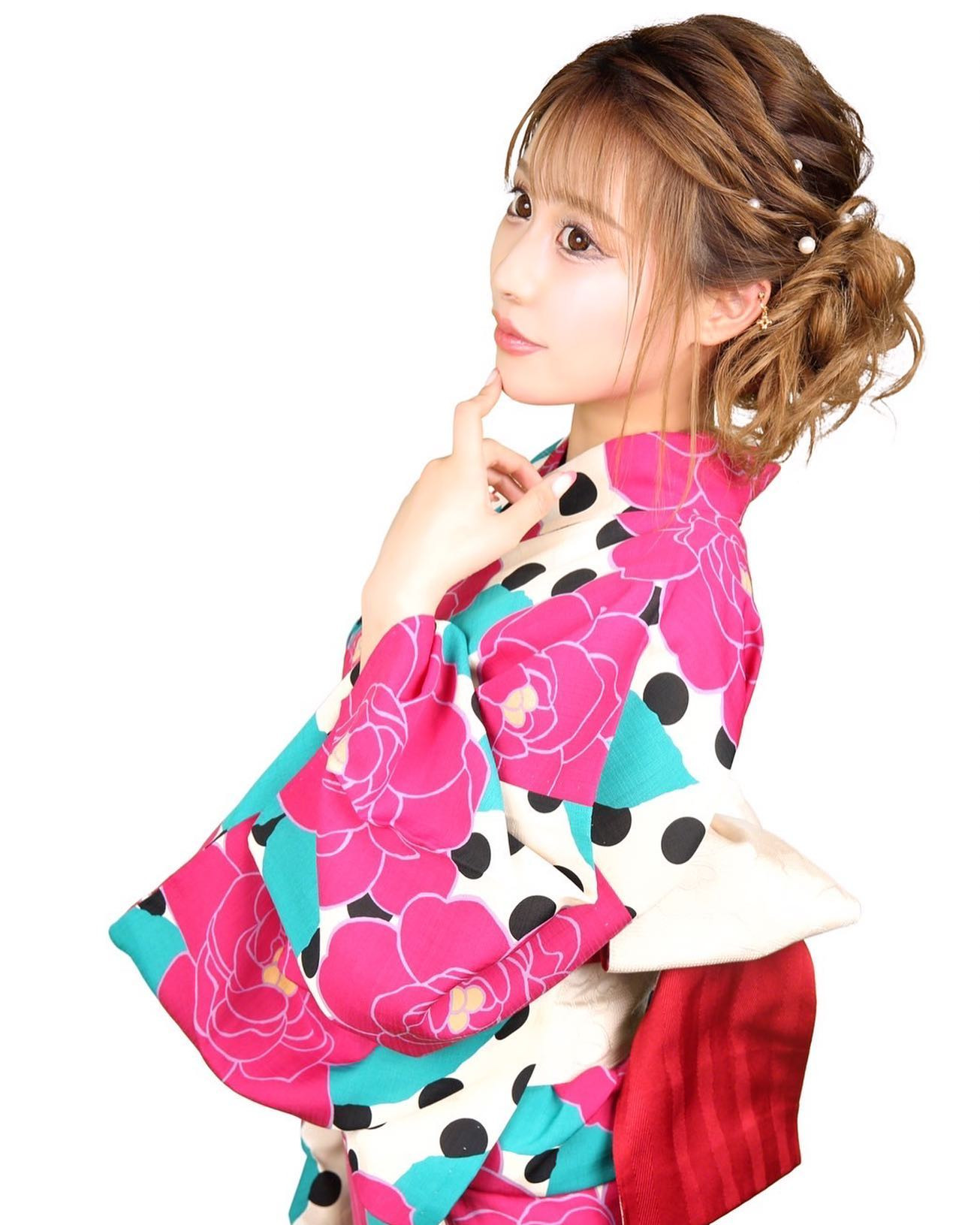 ❤️❤️❤️

夏が来ますねん❤️❤️
夏祭り行きたい❤️🖤❤️

#ザニューヨーク#エリアG#キャバクラ#ニュークラブ#仙台キャバクラ#キャバ嬢#ホステス#水商売#仙台#国分町#歌舞伎町#六本木#銀座#すすきの#錦#北新地#ミナミ#中洲#ポケパラ#ポケパラ東北#ヘアメ#ヘアメイク#キャバドレス#浴衣#浴衣女子#浴衣ヘアメ#浴衣ヘアアレンジ
#hairmake#dress#TheNewYork