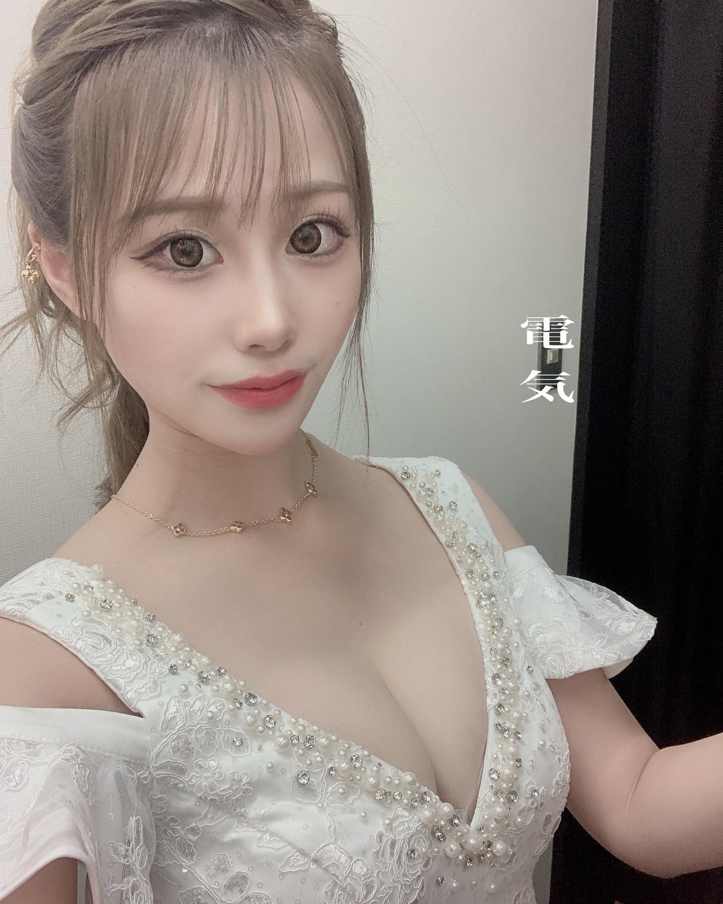 💜💙❤️

久々にポニーした💆‍♀️

#ザニューヨーク#エリアG#キャバクラ#ニュークラブ#仙台キャバクラ#キャバ嬢#ホステス#水商売#仙台#国分町#歌舞伎町#六本木#銀座#すすきの#錦#北新地#ミナミ#中洲#ポケパラ#ポケパラ東北#ヘアメ#ヘアメイク#キャバドレス#シャンパン
#hairmake#dress#TheNewYork#areag