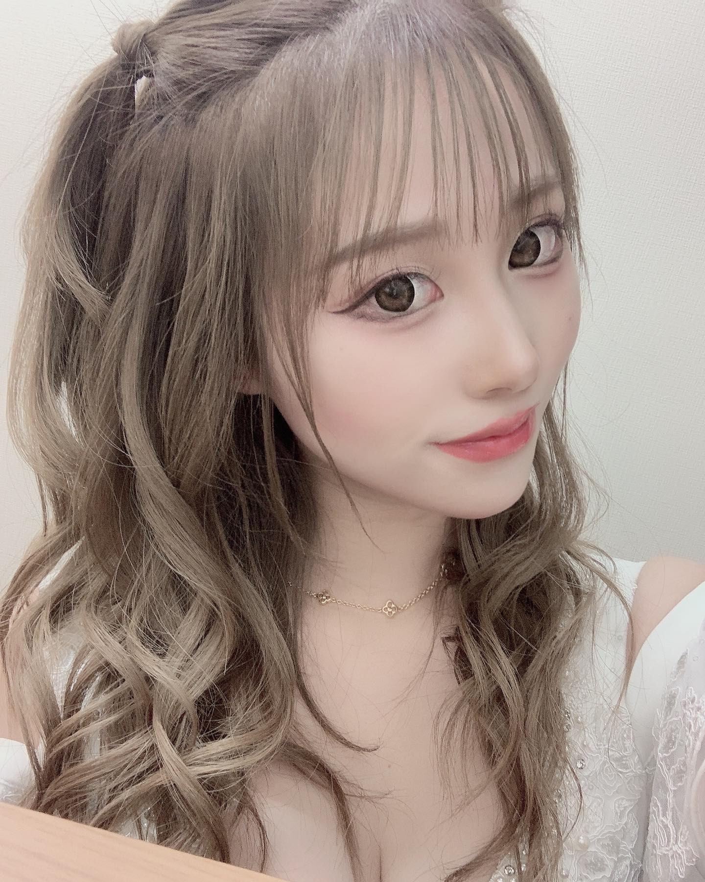 ❤️💜💙

髪可愛い🗣💓

#ザニューヨーク#エリアG#キャバクラ#ニュークラブ#仙台キャバクラ#キャバ嬢#ホステス#水商売#仙台#国分町#歌舞伎町#六本木#銀座#すすきの#錦#北新地#ミナミ#中洲#ポケパラ#ポケパラ東北#ヘアメ#ヘアメイク#キャバドレス#シャンパン#ハーフツイン
#hairmake#dress#areag#TheNewYork