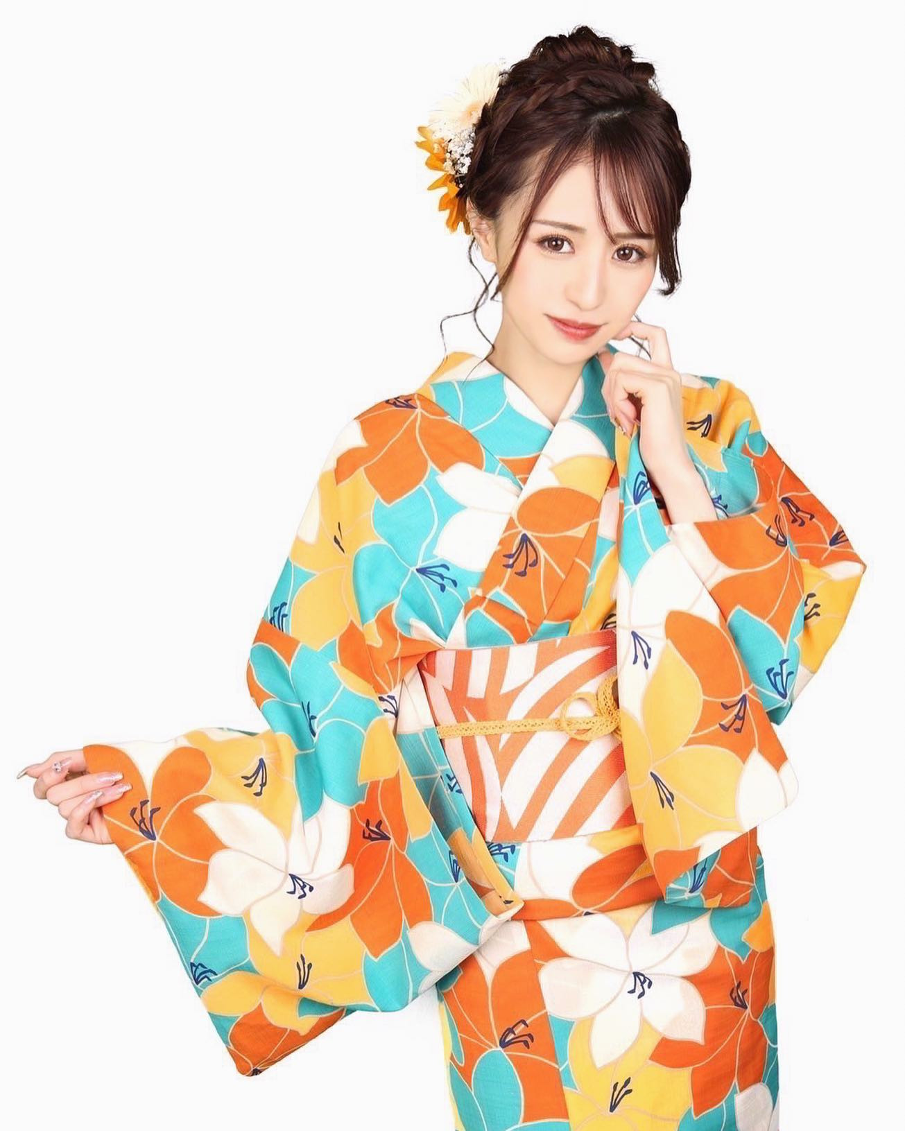 .
GW終わって今日から出勤です( ' ' )ｷｮﾄﾝ…
五月病発動しませんように🧡
.
#仙台 #国分町
#ザニューヨーク 
#ヘアメイク  #キャバクラ
#浴衣 #浴衣ヘアー