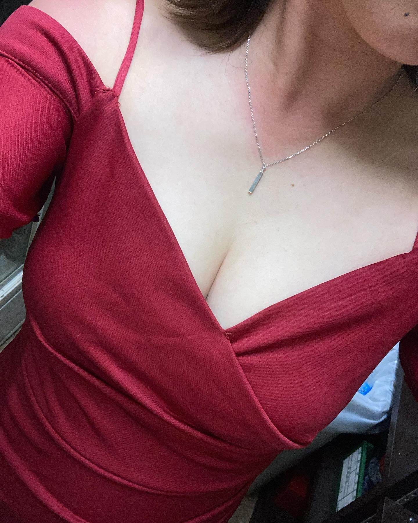 なにを伝えたいかというと
首元が赤いのは金アレではなく
この形に日焼けをしてしまったということw
.

#エリアジー #オレンジテラス #オーシャンスカイ #モナクラス #ニュークラブ #ニュークラ #キャバクラ #ホステス #キャバ嬢 #すすきの #札幌 #歌舞伎町 #国分町 #可愛い #かわいい #いいね #フォロミー #フォロー #フォロワー #followｍe #likeforlikes #instagood #instalike #follow #f4f #ヘアセット #ショートカット #ヘアア