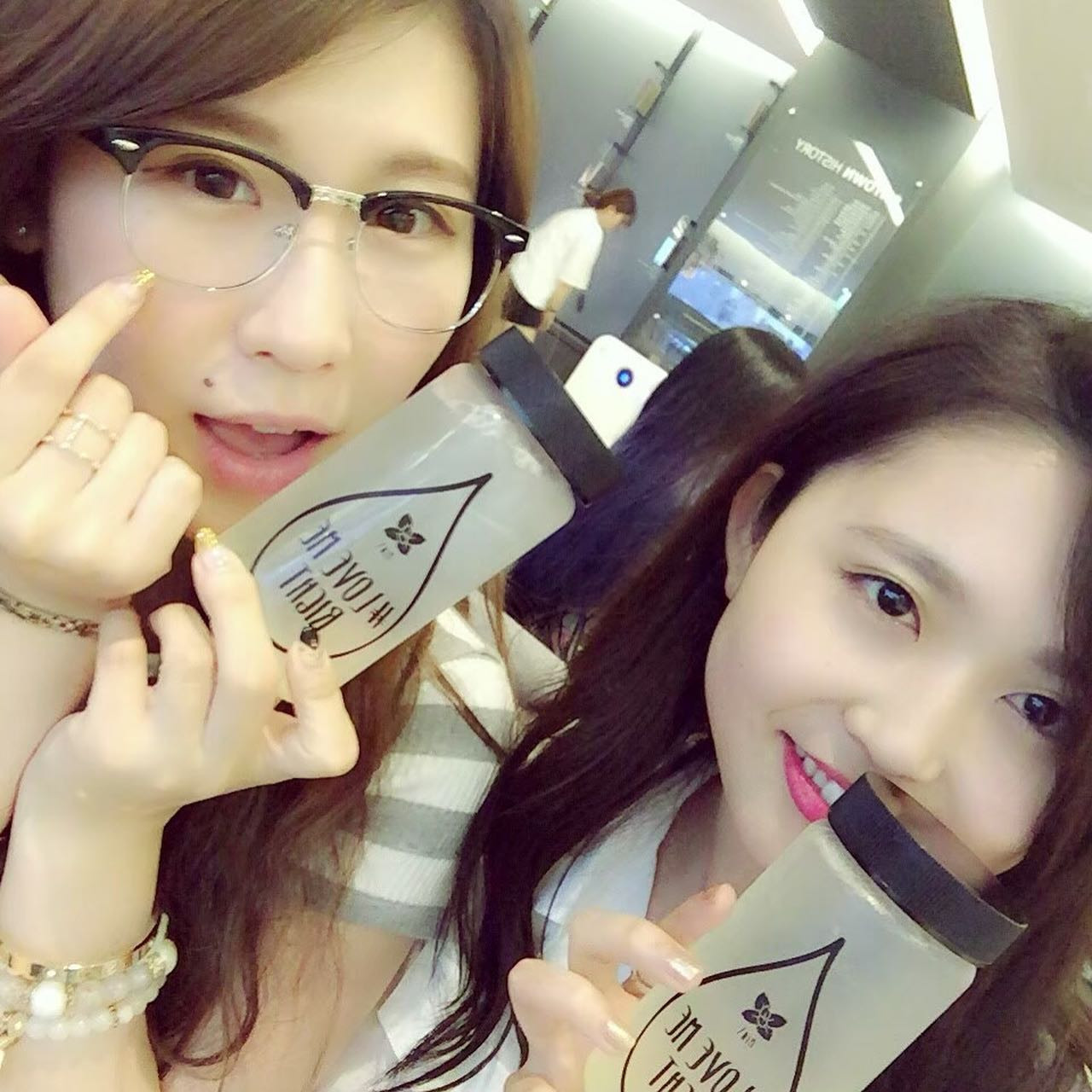 韓国行きたい🇰🇷
#五年前はexoガチ勢#めちゃくちゃ好きだった#グッツ死ぬほど買ってた#韓国料理#食べたい#すすきの#キャバクラ#ニュークラ#札幌