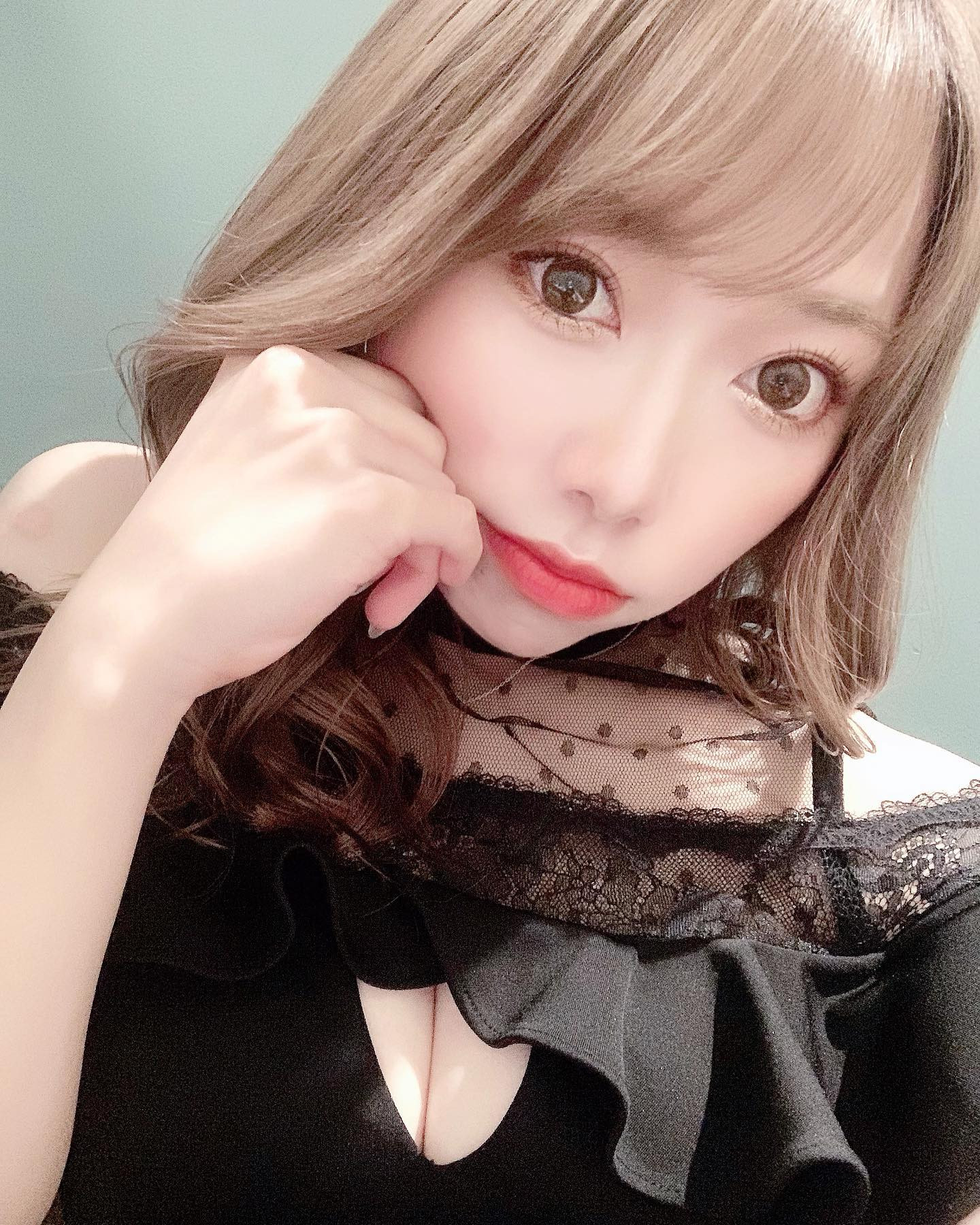 ほっぺぐにーってなってる🐽
、
#エリアジー#オレンジテラス#オーシャンスカイ#モナクラス#キャバクラ#ニュークラブ#ニュークラ#ホステス#キャバ嬢#すすきの#札幌#歌舞伎町#国分町#フォロミー#フォロー#フォロワー#いいね#可愛い#かわいい#followme#likeforlikes#instagood#instalike#follow#f4f#셀카