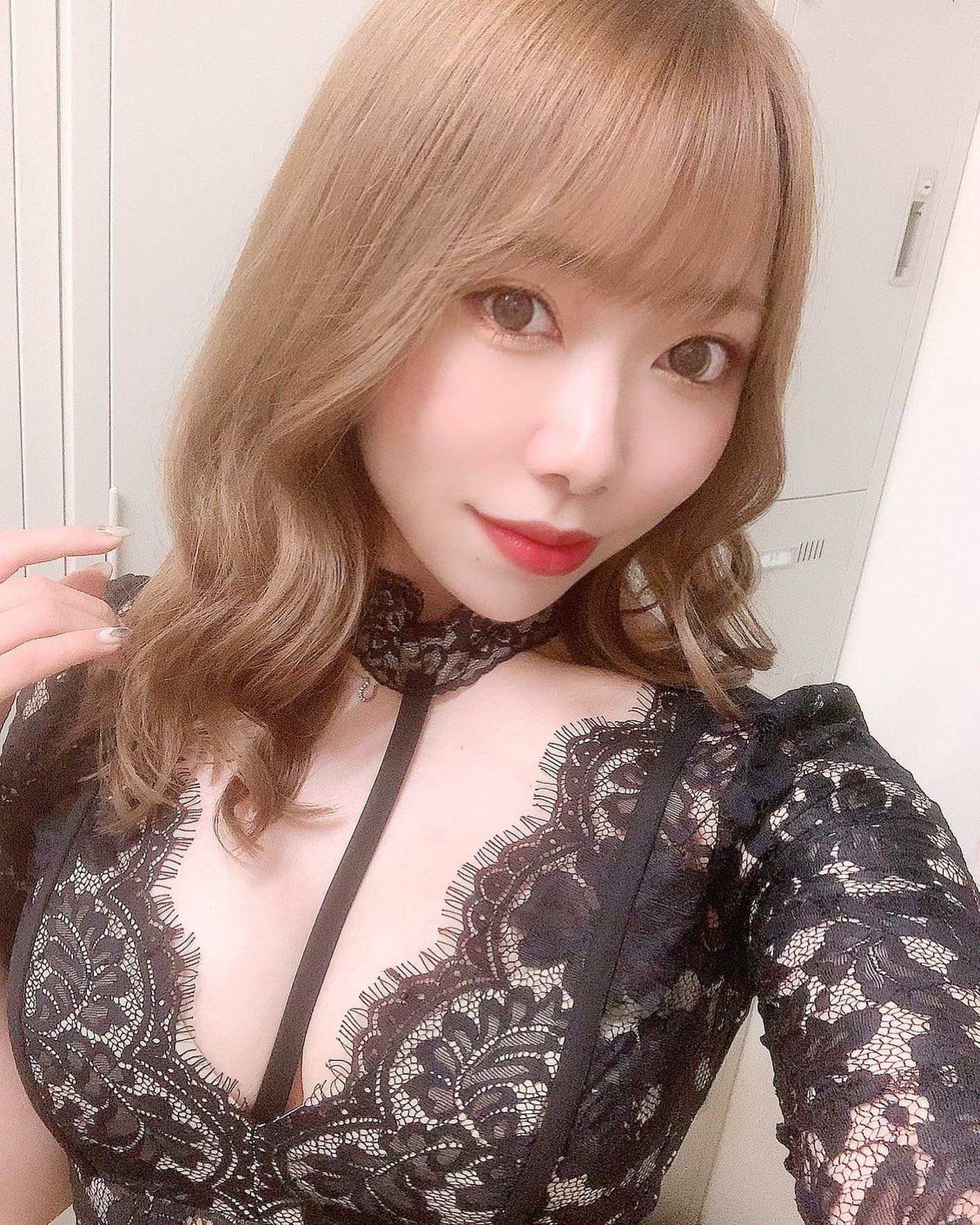 この手はなんなんだ
、

#エリアジー#オレンジテラス#オーシャンスカイ#モナクラス#キャバクラ#ニュークラブ#ニュークラ#ホステス#キャバ嬢#すすきの#札幌#歌舞伎町#国分町#フォロミー#フォロー#フォロワー#いいね#可愛い#かわいい#followme#likeforlikes#instagood#instalike#follow#f4f#셀카