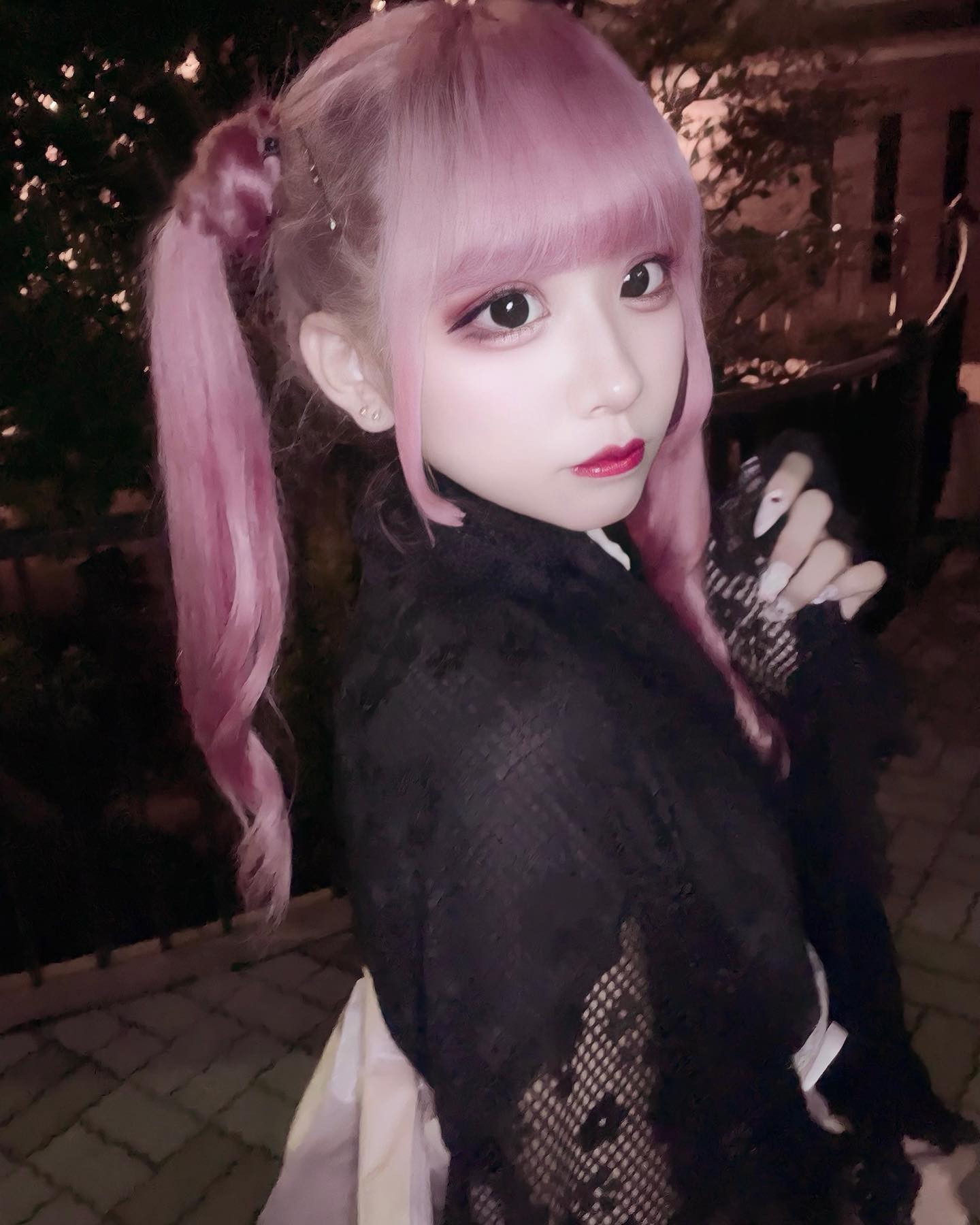 ❤︎
．
．
．
また君に会える理由ずっと探してるんだ
．
．
．
．