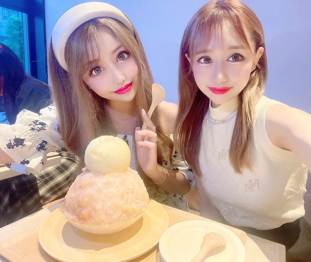 🍑♥️

#歌舞伎町#キャバ#キャバ嬢#キャバクラ#ガールズバー#コンカフェ#ラウンジ#ホスト#イケメン#サパー#tokyo#美女#美人#可愛い#likeforlike#bestoftheday#japan#銀座#六本木#新宿#大阪#飲み屋#美容#おしゃれ#ショッピング#ダカフェ#ダカフェ恵比寿 #桃#桃氷#かき氷