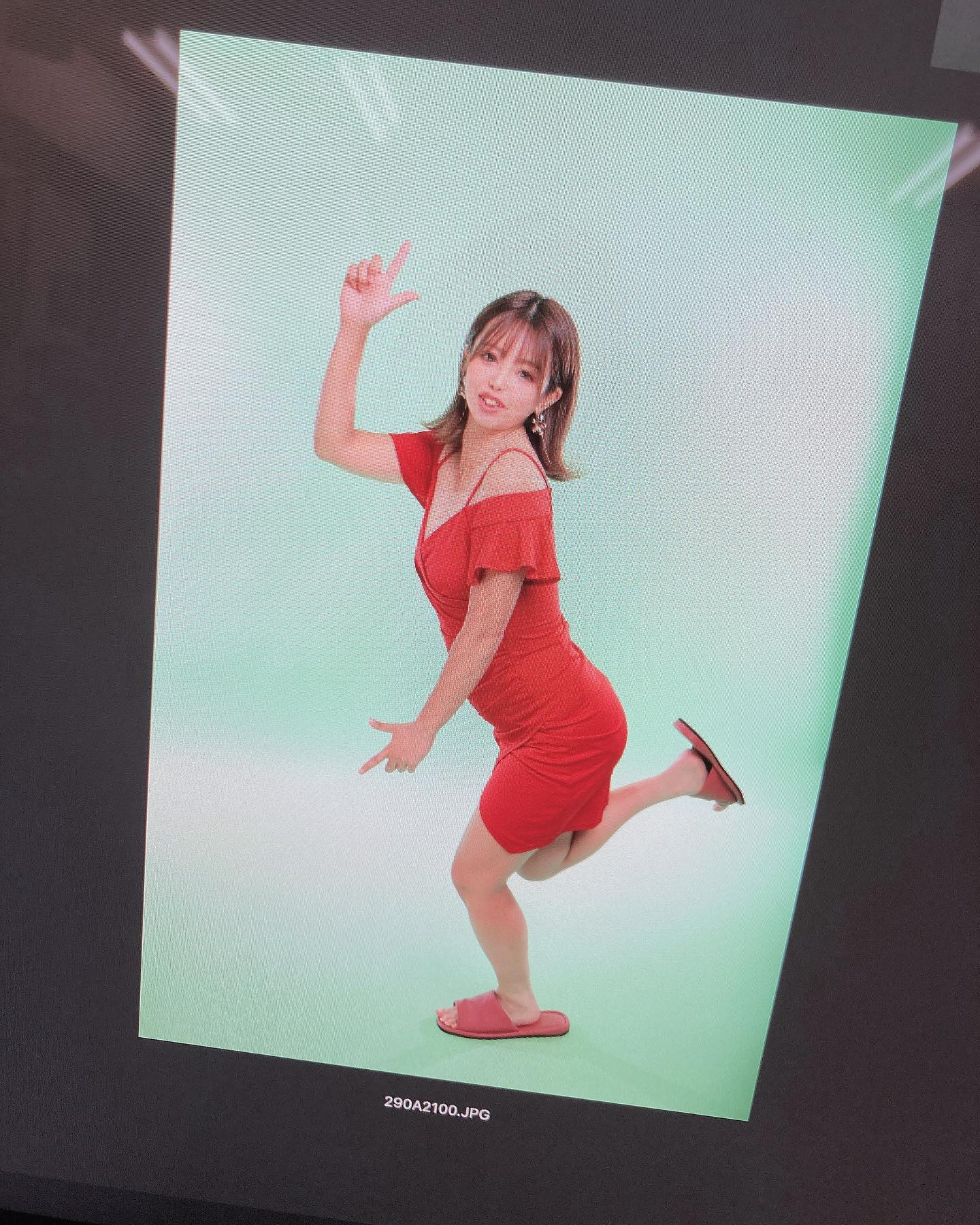 ポーズに意味はありません😇
全て思いつきです😇笑
.

#エリアジー #オレンジテラス #オーシャンスカイ #モナクラス #ニュークラブ #ニュークラ #キャバクラ #ホステス #キャバ嬢 #すすきの #札幌 #歌舞伎町 #国分町 #可愛い #かわいい #いいね #フォロミー #フォロー #フォロワー #followｍe #likeforlikes #instagood #instalike #follow #f4f #ヘアセット #ショートカット #ヘアアレンジ #きゃばきゃば北海道