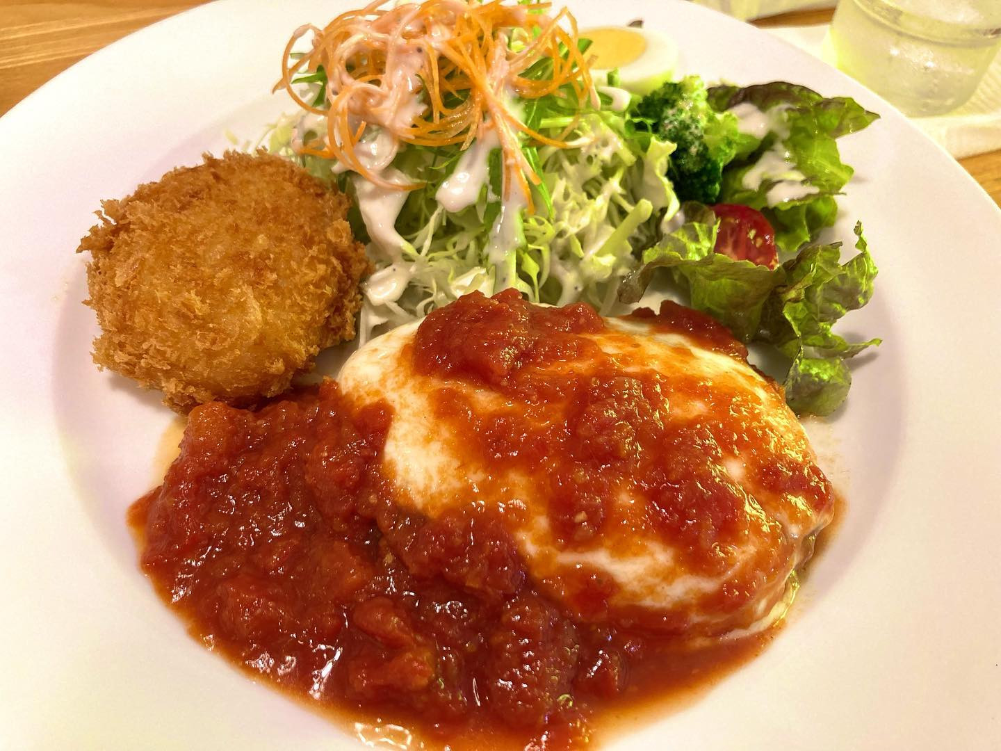 レストランみやもと🍴
モッツァレラハンバーグ&カマンベールコロッケ🤤❤️
.

#エリアG #エリアGグループ #モナクラス #モナクラス札幌 #モナクラス札幌あい
#ニュークラブモナクラス札幌
.
.
#キャバクラ #キャバ #キャバ嬢 #キャバクラ嬢 #すすきのキャバクラ #すすきのキャバ嬢
.
#ニュークラ #ニュークラブ #キャバキャバ #すすきのニュークラ #すすきのニュークラブ
#すすきのニュークラエリアG #すすきのニュークラブエリアG #すすきのニュークラモナクラス札幌 #すすきのニューク