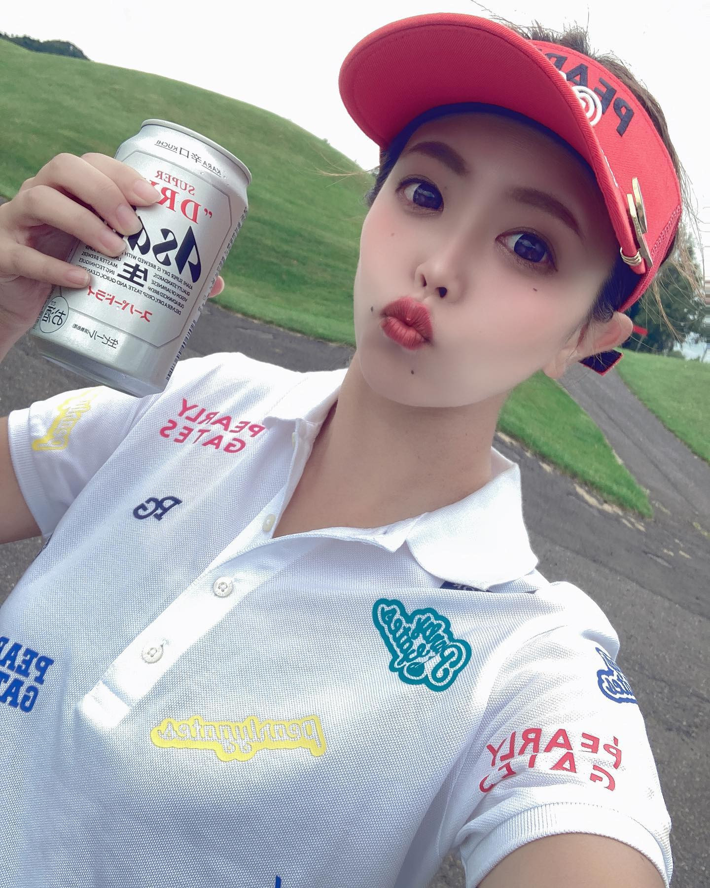 ビールもってご機嫌🤣❤️
.

#エリアG #エリアGグループ #モナクラス #モナクラス札幌 #モナクラス札幌あい
#ニュークラブモナクラス札幌
.
.
#キャバクラ #キャバ #キャバ嬢 #キャバクラ嬢 #すすきのキャバクラ #すすきのキャバ嬢
.
#ニュークラ #ニュークラブ #キャバキャバ #すすきのニュークラ #すすきのニュークラブ
#すすきのニュークラエリアG #すすきのニュークラブエリアG #すすきのニュークラモナクラス札幌 #すすきのニュークラブモナクラス札幌
#すすきのキャバクラエリアG