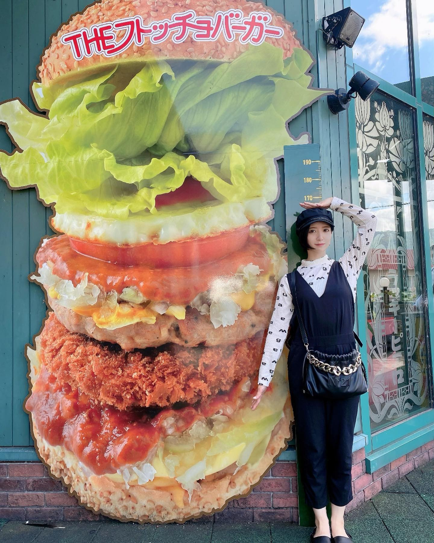 、
身長盛れた🙌🏻←

#ヘレナ#響グループ#百瀬るあ#札幌
#すすきの#北海道#ニュークラブ　
#ニュークラ嬢#すすきのニュークラ#ラウンジ#ラウンジ嬢#キャバクラ#キャバ嬢#ホステス#美女#夜職#ガールズバー　#キャバドレス#インスタグラビア #すすきのキャバクラ#ゴルフ#ゴルフ女子#旅行#JGC#JAL#カメラ