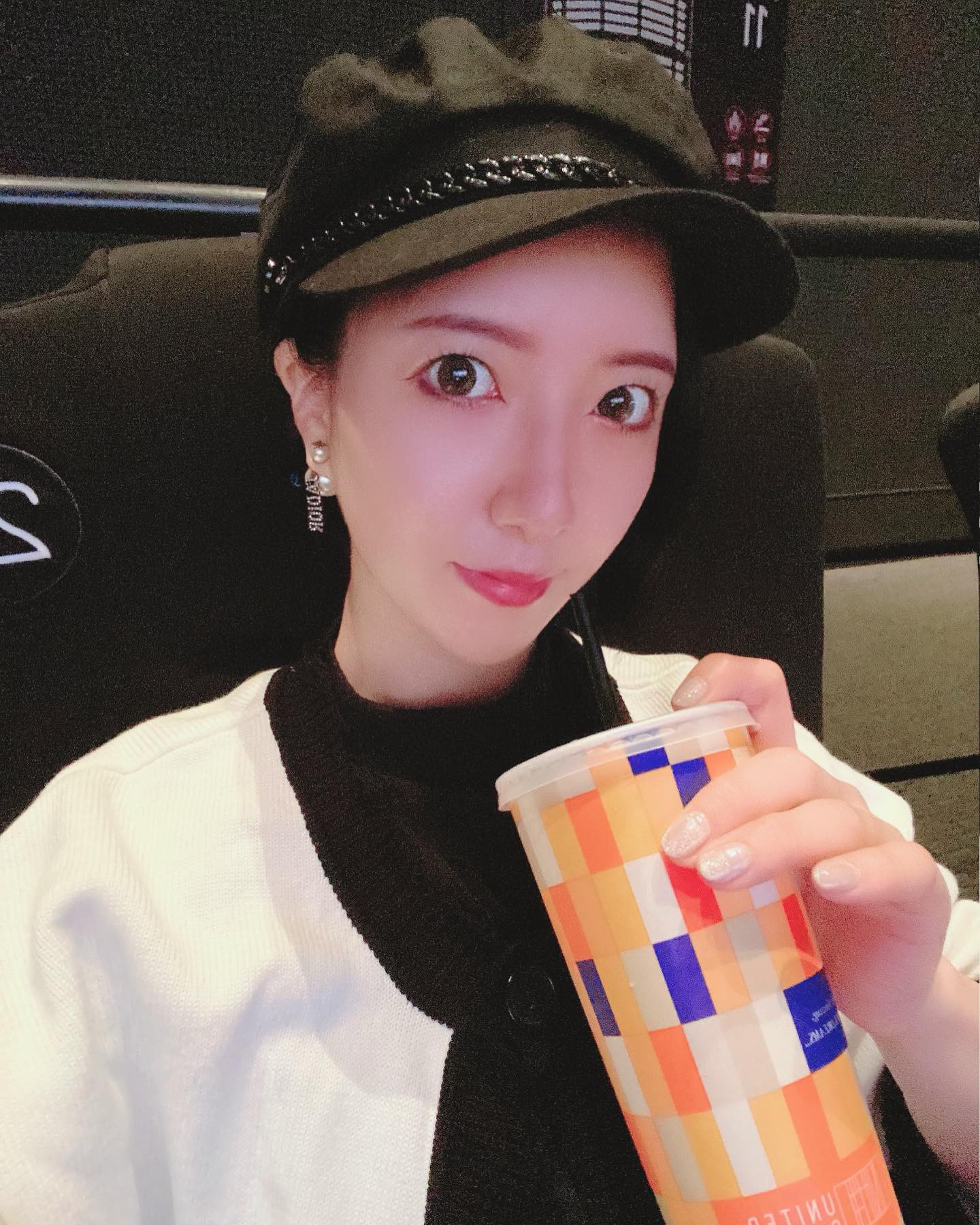 、
ONE PIECE
この前見てきた❤️
、
IMAX最高すぎて
もうIMAXでしか映画見れない😂

#ヘレナ#響グループ#百瀬るあ#札幌
#すすきの#北海道#ニュークラブ　
#ニュークラ嬢#すすきのニュークラ#ラウンジ#ラウンジ嬢#キャバクラ#キャバ嬢#ホステス#美女#夜職#ガールズバー　#キャバドレス#インスタグラビア #すすきのキャバクラ#ゴルフ#ゴルフ女子#旅行#JGC#JAL#カメラ