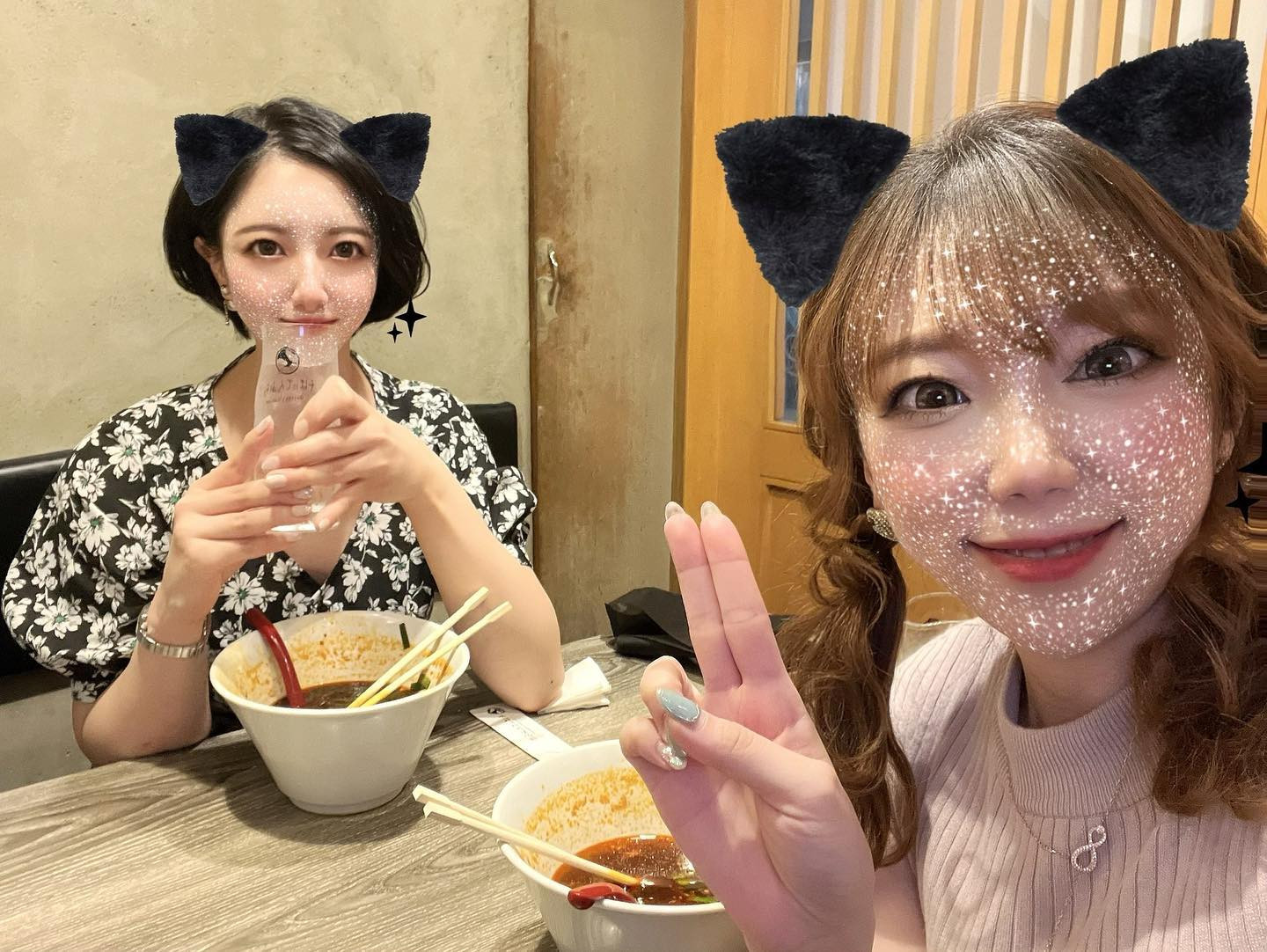 、
かすそば❤️
ひなさんとわ勝手に
食の趣味合うと思ってる←

#ヘレナ#響グループ#百瀬るあ#札幌
#すすきの#北海道#ニュークラブ　
#ニュークラ嬢#すすきのニュークラ#ラウンジ#ラウンジ嬢#キャバクラ#キャバ嬢#ホステス#美女#夜職#ガールズバー　#キャバドレス#インスタグラビア #すすきのキャバクラ#ゴルフ#ゴルフ女子#旅行#JGC#JAL#カメラ