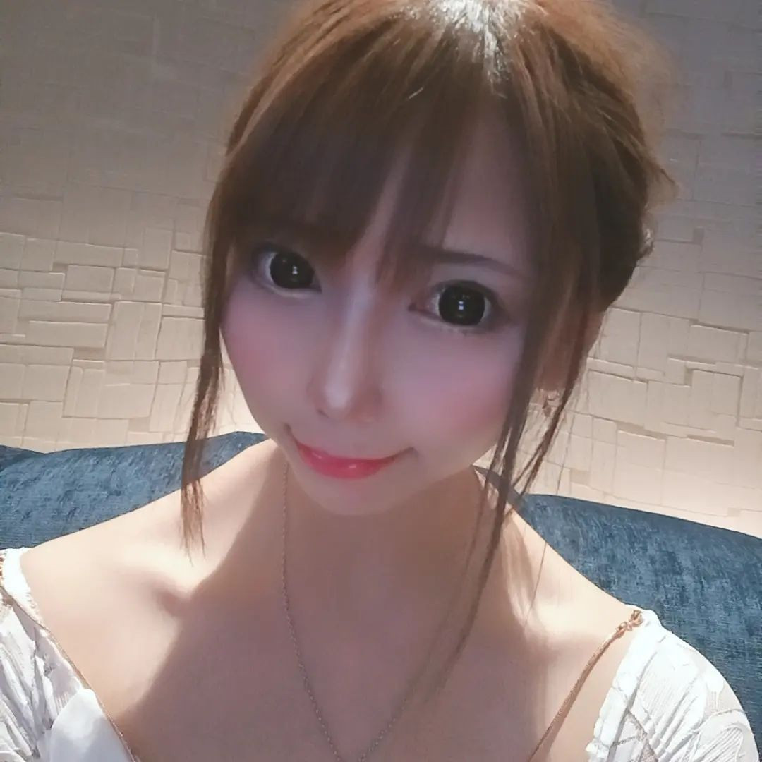 本日出勤です❕

#ヘレナ　#響きグループ　#水妃由羅
#札幌　#すすきの　#北海道　#ニュークラブ　
#ニュークラ嬢　#すすきのニュークラ　#ラウンジ　
#ラウンジ嬢　#キャバクラ　#キャバ嬢　#ホステス　
#美女　#夜職　#ガールズバー　#キャバドレス　
#インスタグラビア #すすきのキャバクラ